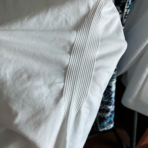 Worthington Suitable Seamless Small/Medium S/M White Tank Top Women's - Picture 2 of 6